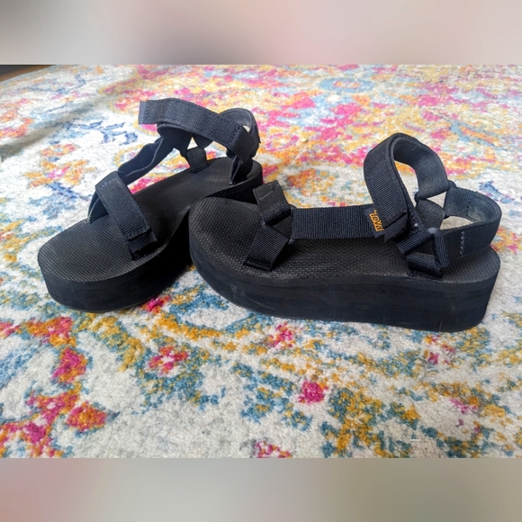 Black Platform Teva Sandals - Picture 1 of 3